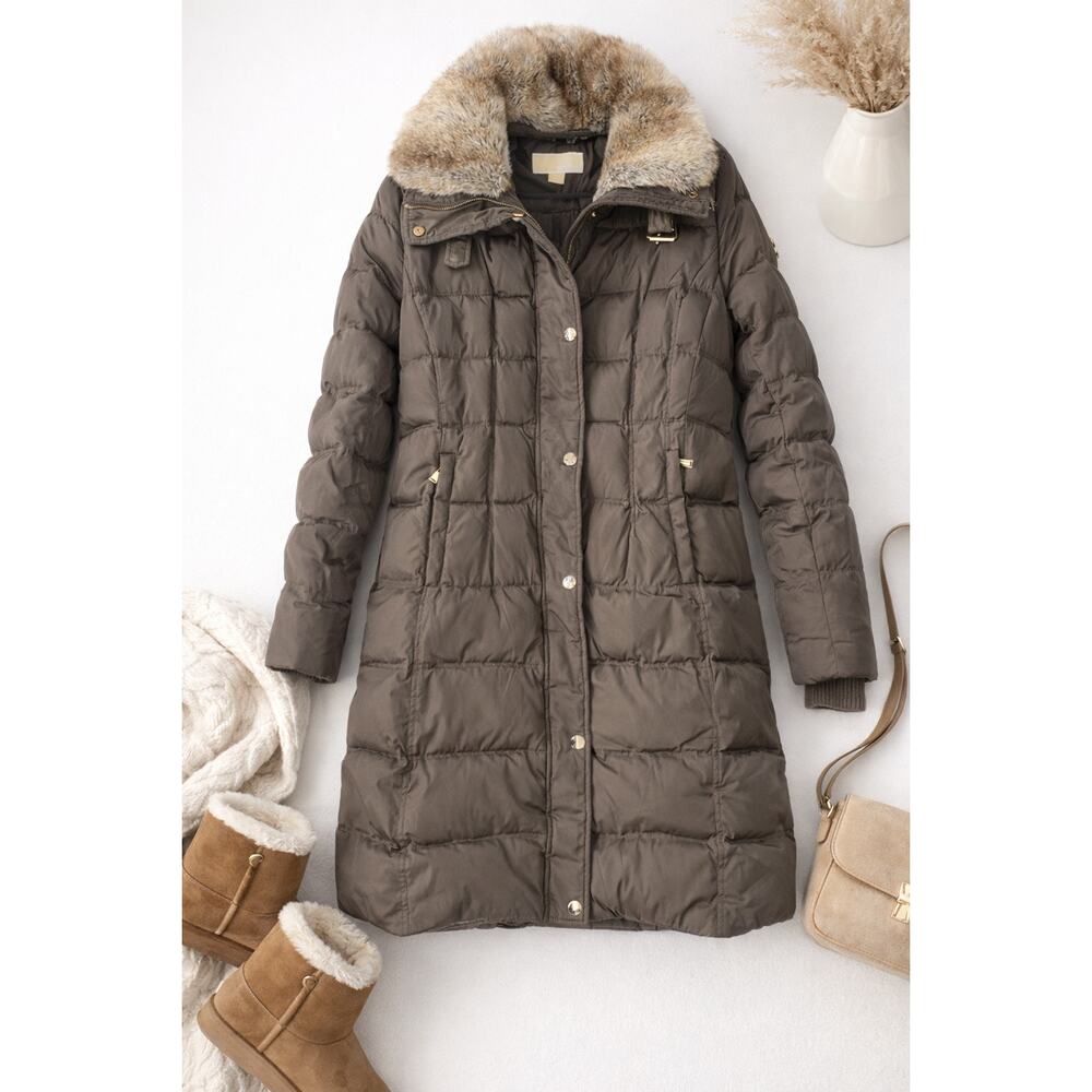Michael Kors Women’s Quilted Puffer Faux Fur Collar Size M Fits Small